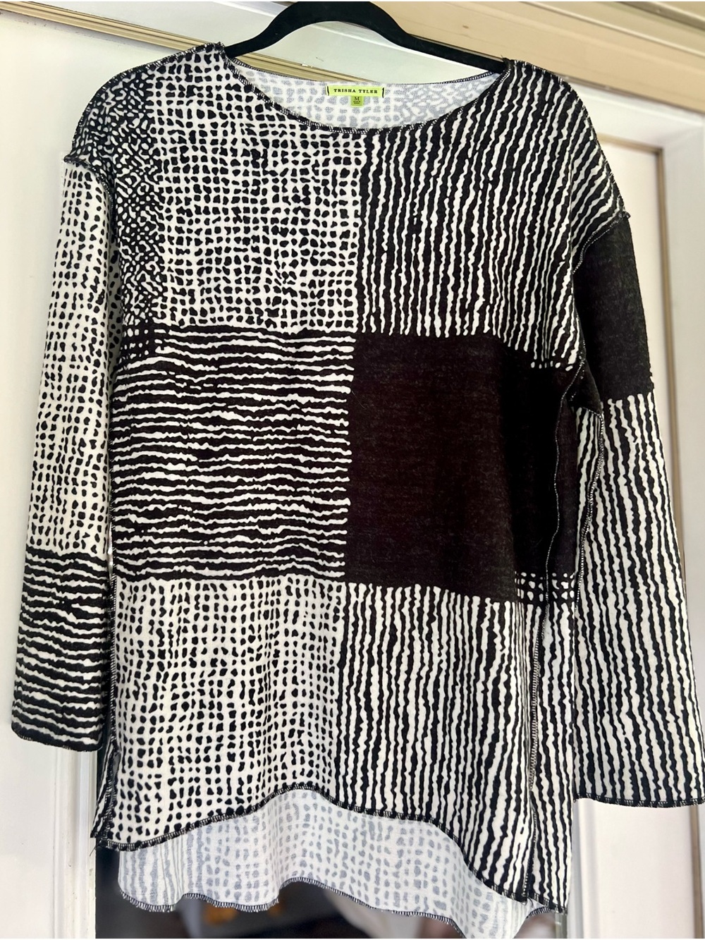 Women's Black and White Patchwork-Print Tunic Top